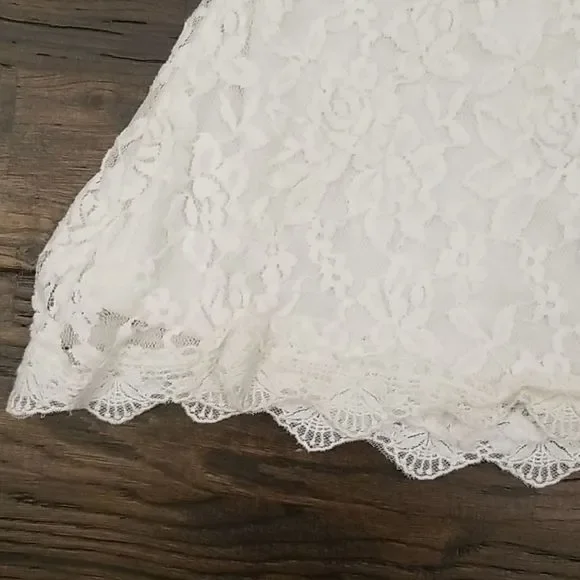 Girls Lave and Pearl Dress - Picture 3 of 4